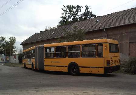 Busz 2.